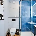 Black & Blue By Oneapartments Sopot