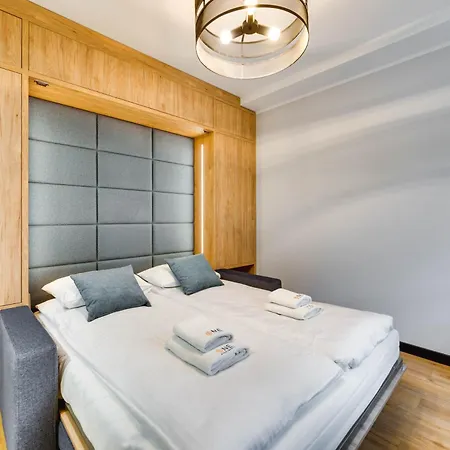 Apartament Black & Blue By Oneapartments *